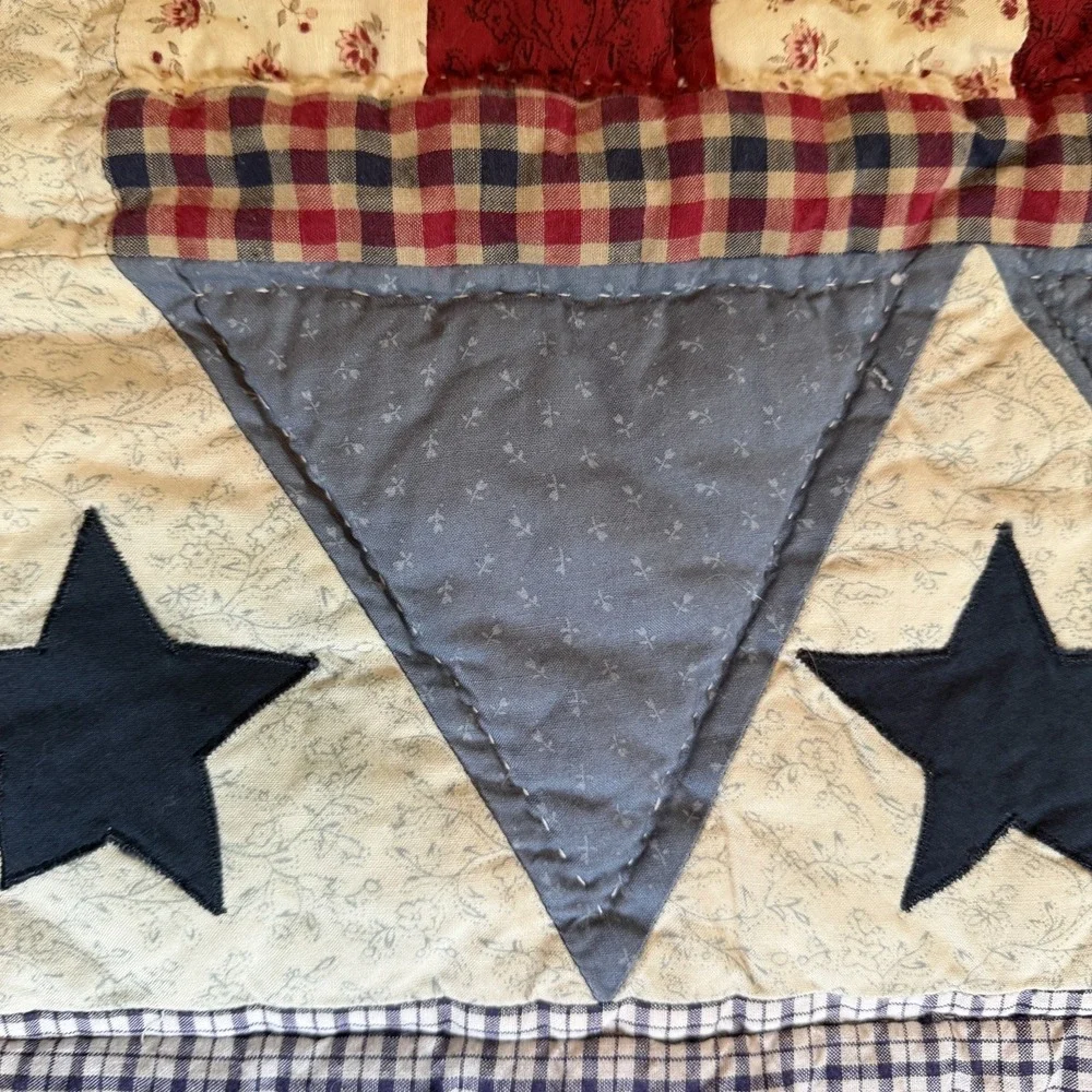 Vintage Patriotic Americana Quilt Betsy Ross Flag Stars 50 x 60 Folk Art